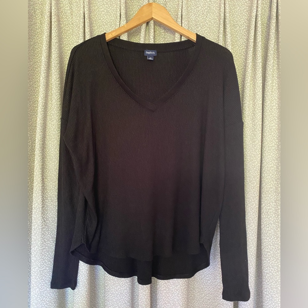 Gap Body V Neck Sweater in Black